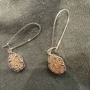 Kendra Scott drop gold stone earrings